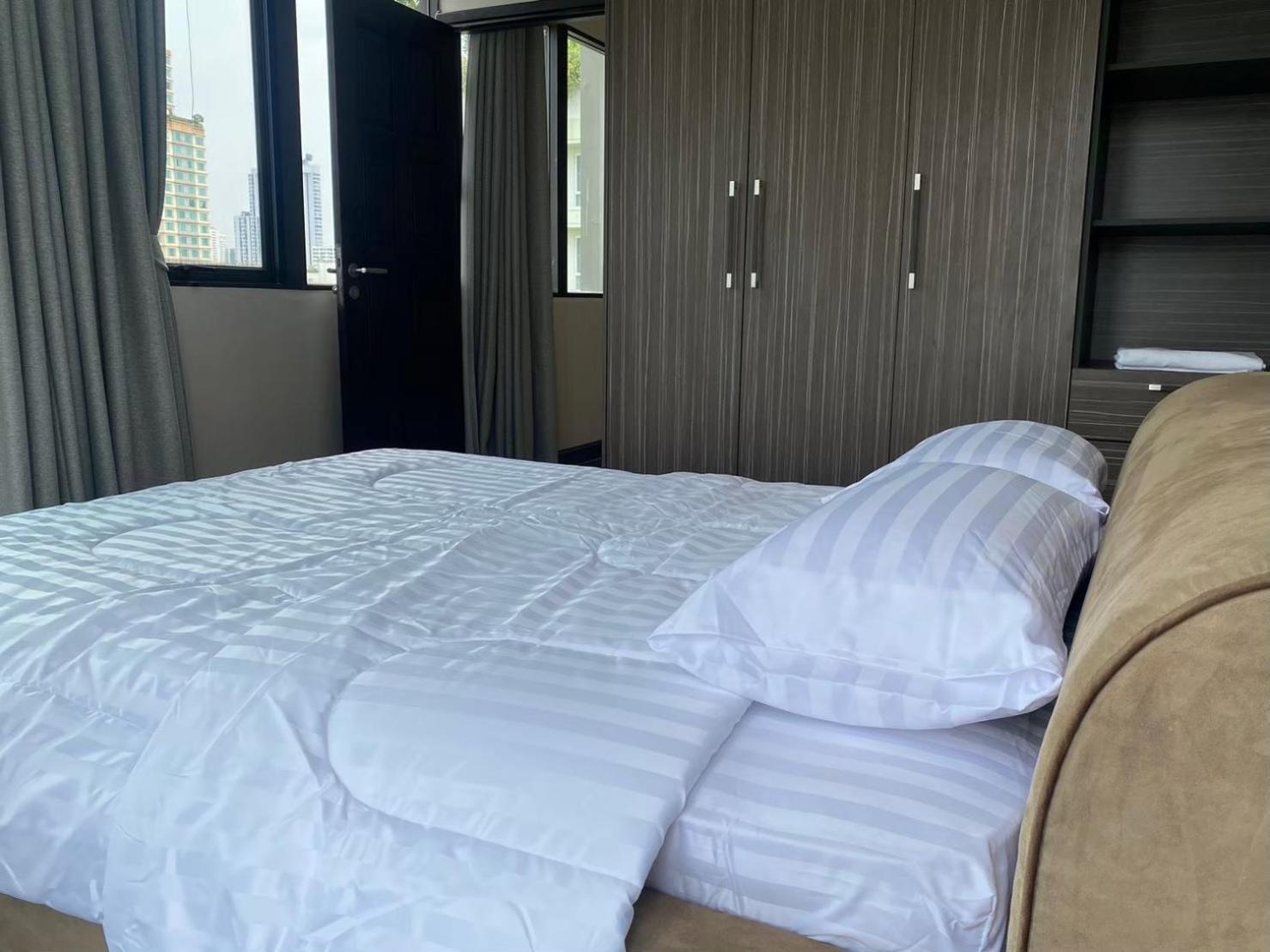 W8 Condo, Top Floor Luxe 3 Bedroom Penthouse, Hip Central Bangkok Area, 5 Mins From Thonglo Bts Station バンコク都 エクステリア 写真