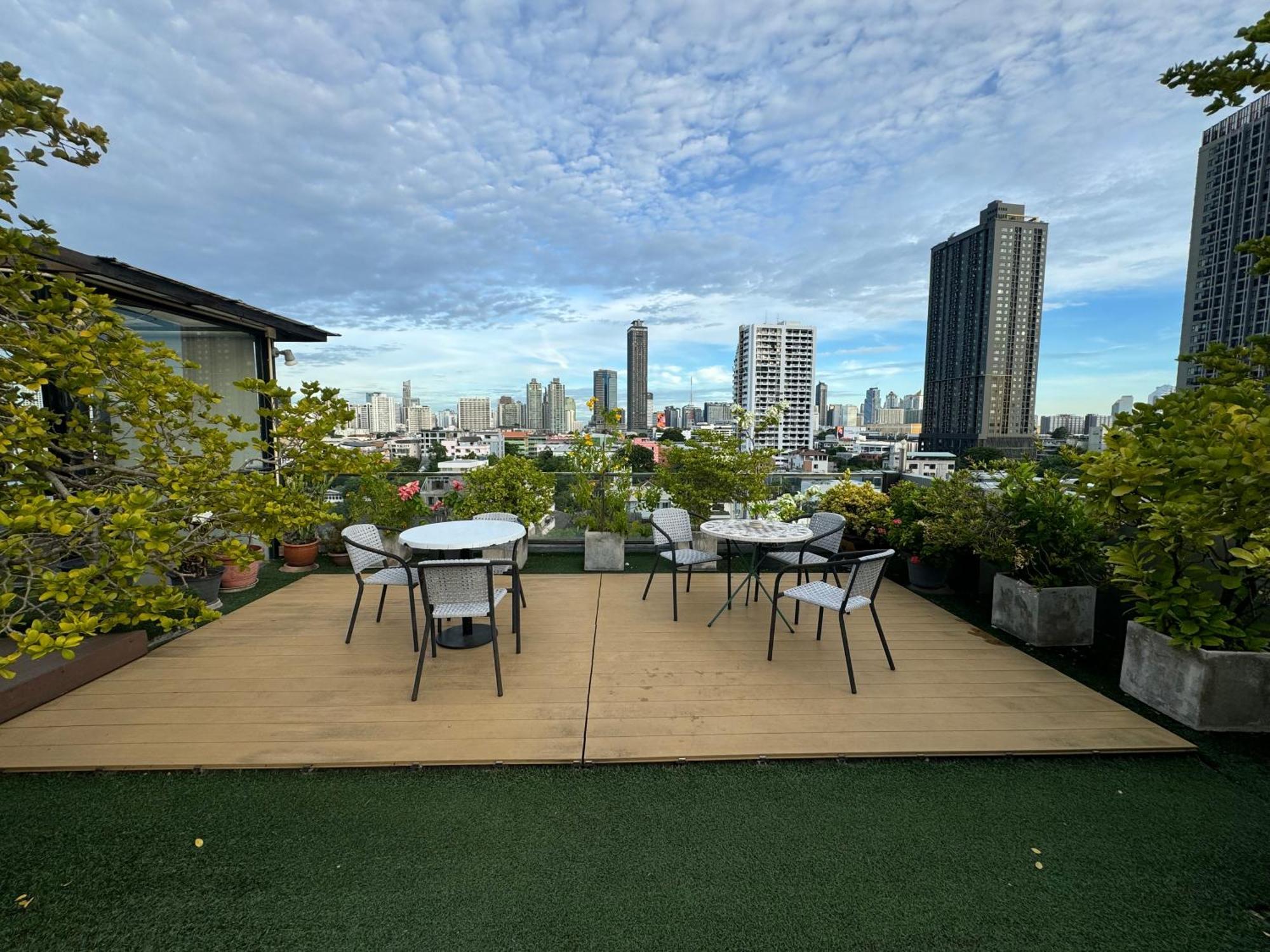 W8 Condo, Top Floor Luxe 3 Bedroom Penthouse, Hip Central Bangkok Area, 5 Mins From Thonglo Bts Station バンコク都 エクステリア 写真